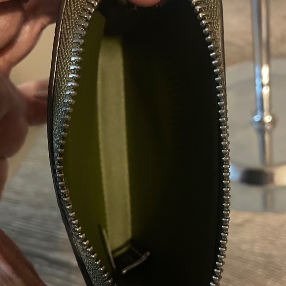 Coach NWT Zip Card Wallet Holder Olive and Black Snake Print Gunmetal Hardware - Picture 3 of 6